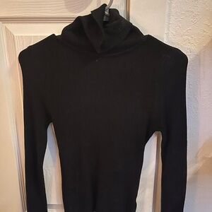 Black turtleneck long sleeve!!